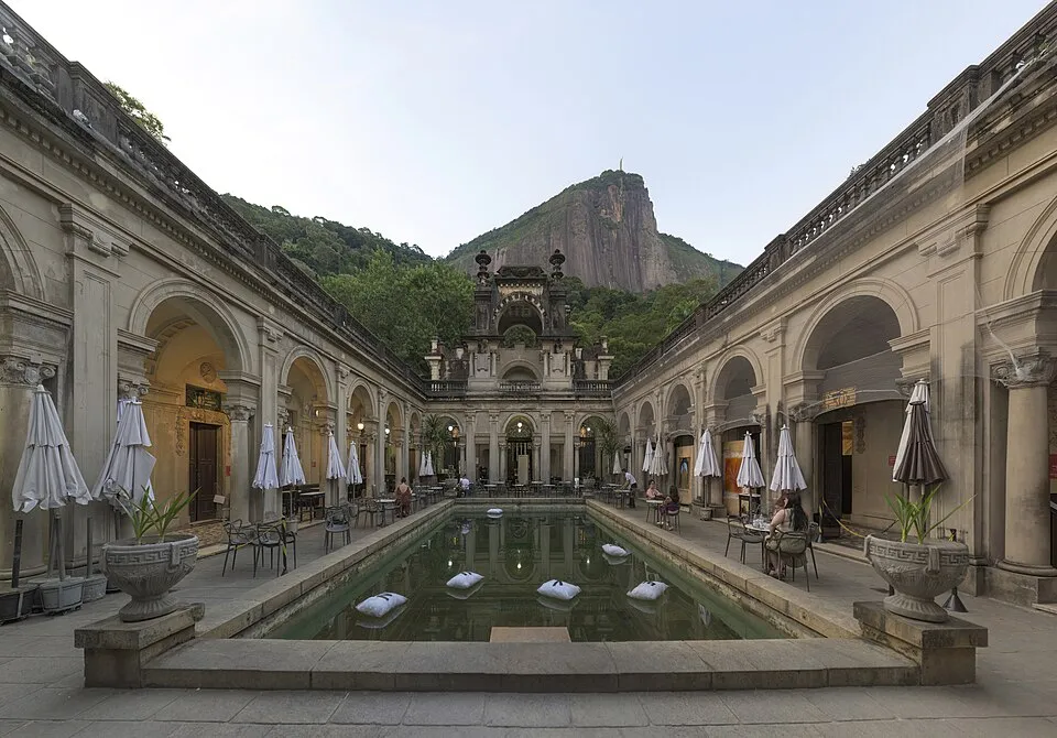 Parque Lage: um refúgio carioca para curtir o inverno entre natureza, arte e cultura